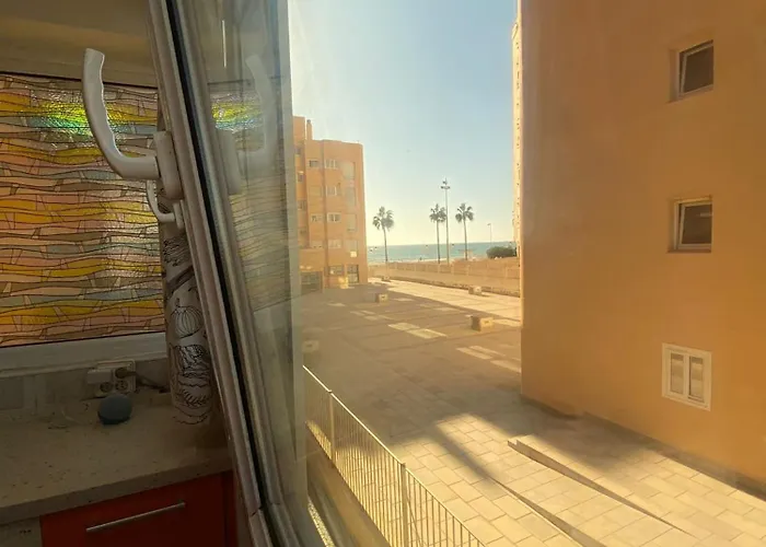 Gatu Dante Playa Victoria Parking Gratuito, 